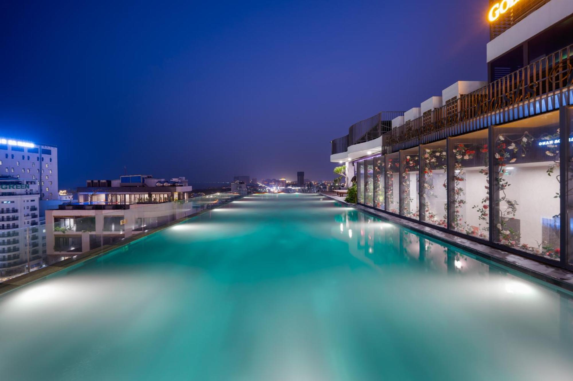 Golden Lotus Grand Hotel Da Nang Buitenkant foto